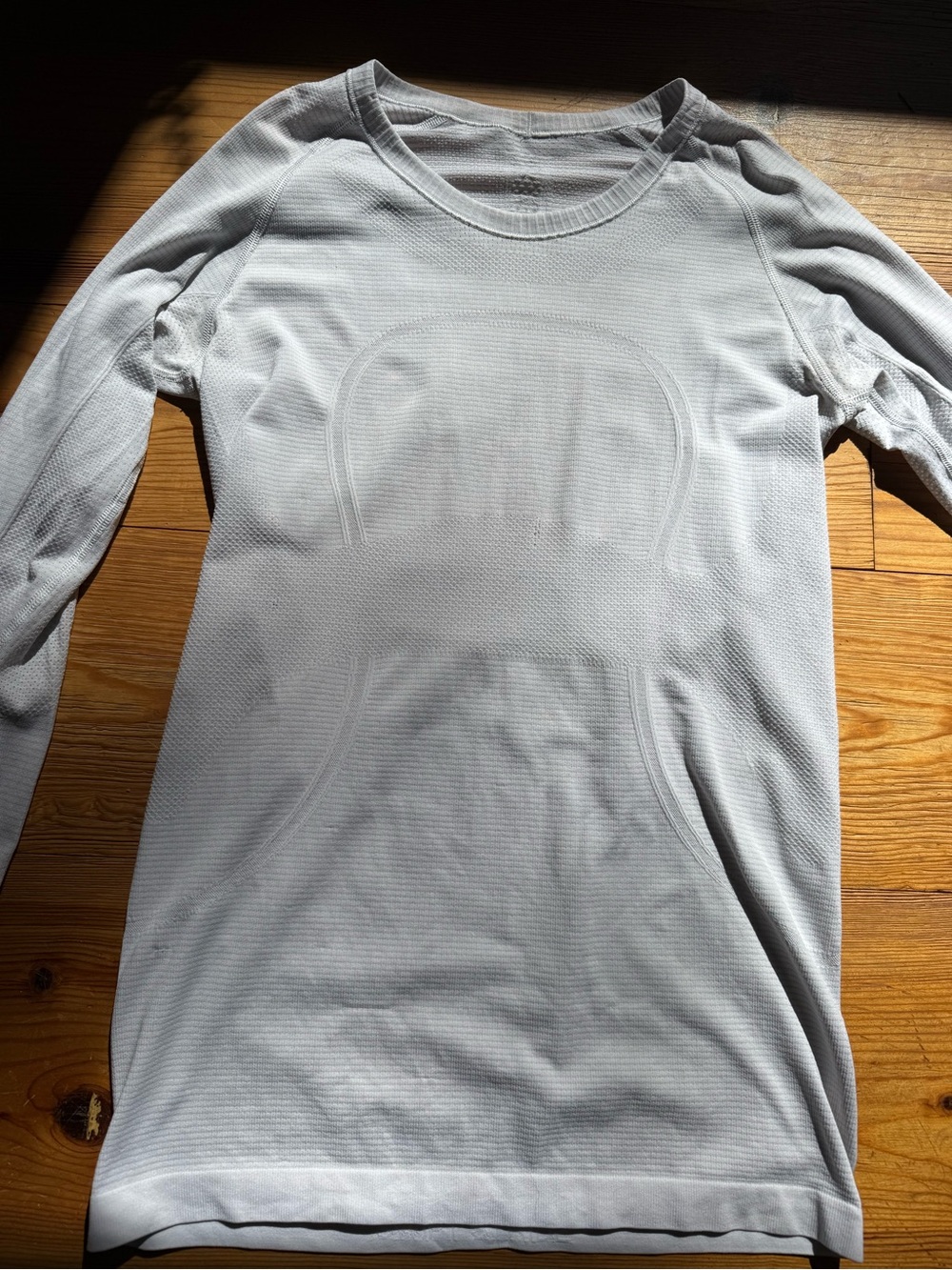 Lululemon swiftly Long-Sleeve Performance Shirt - White